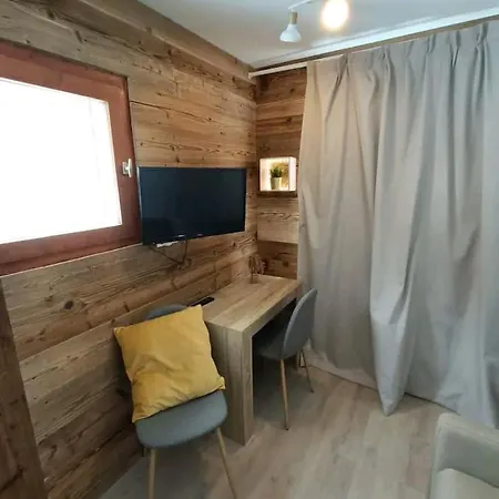 דירה Studio 3-4 Personnes Avec Balcon En טיגנס
